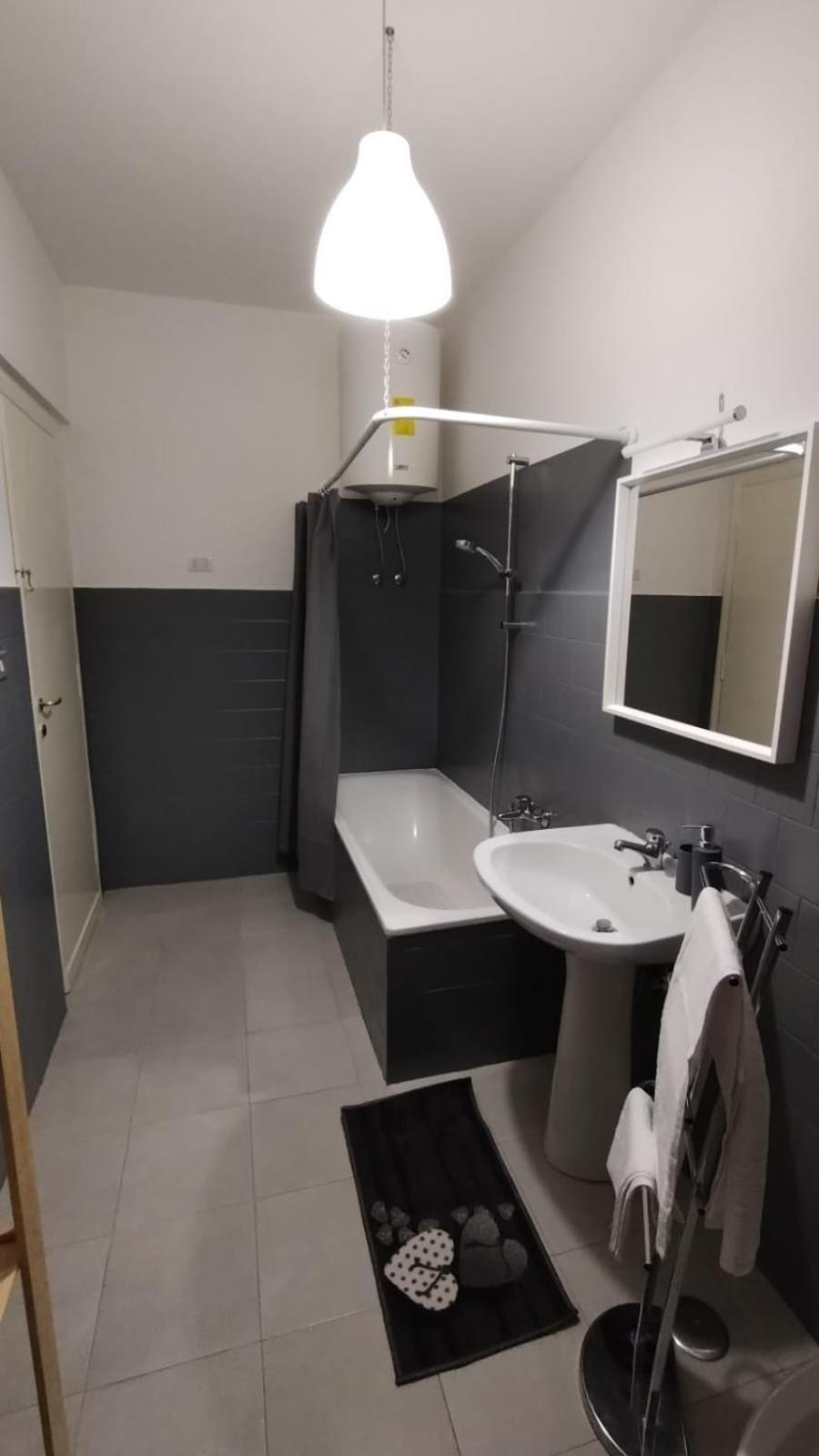 Apartment Voila By Gabrisa - Near Metro Line A *
